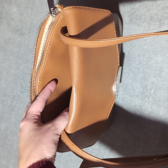 Jones New York Crossbody Bag - Picture 5 of 6